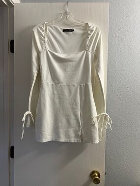 Finesse Ivory Square-Neck Long Sleeve Top with Tie Cuffs